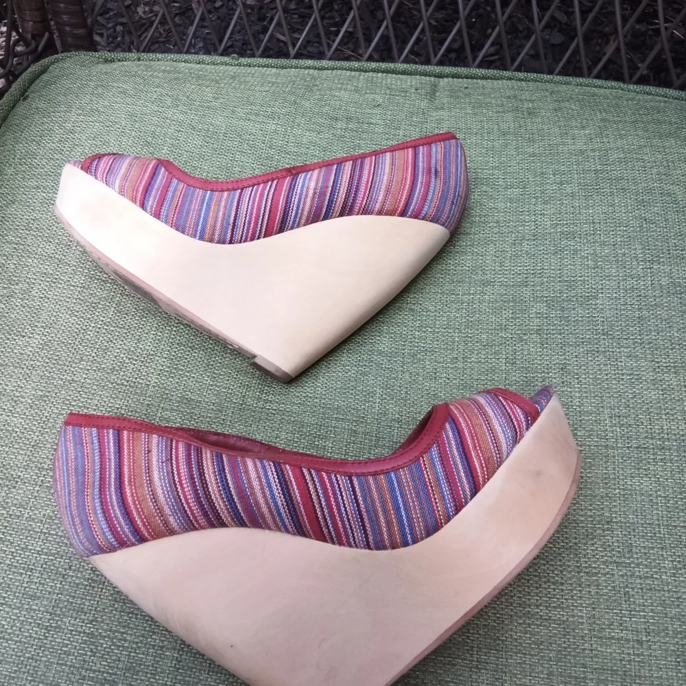 True Religion Regan Retro Striped Peep Toe Wedges